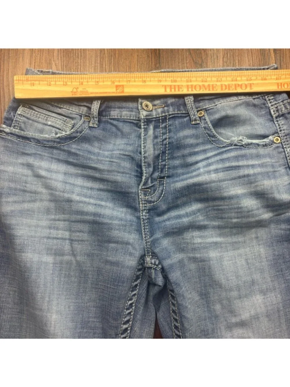 BKE Tyler Straight Jeans Distressed Light Wash Men’s Size 34 X 32